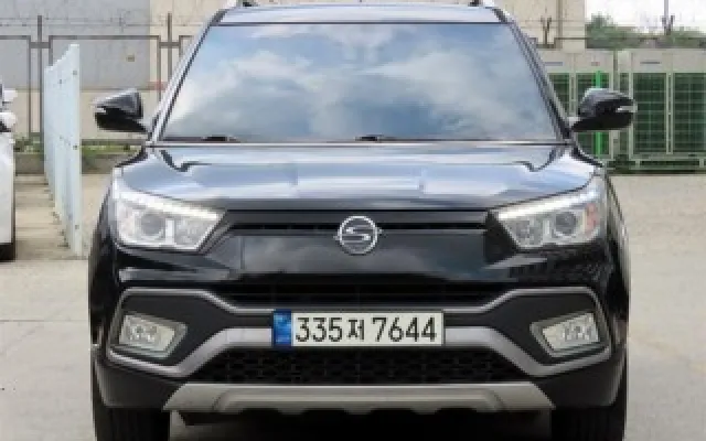 더뉴티볼리 중고차 티볼리 에어 4WD 디젤 1.6 RX 매물 사진 1 - 2016/04 180,731km
