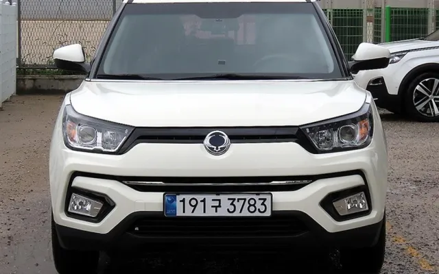 더뉴티볼리 중고차 티볼리 아머 2WD 디젤 TX 매물 사진 10 - 2018/04 189,742km